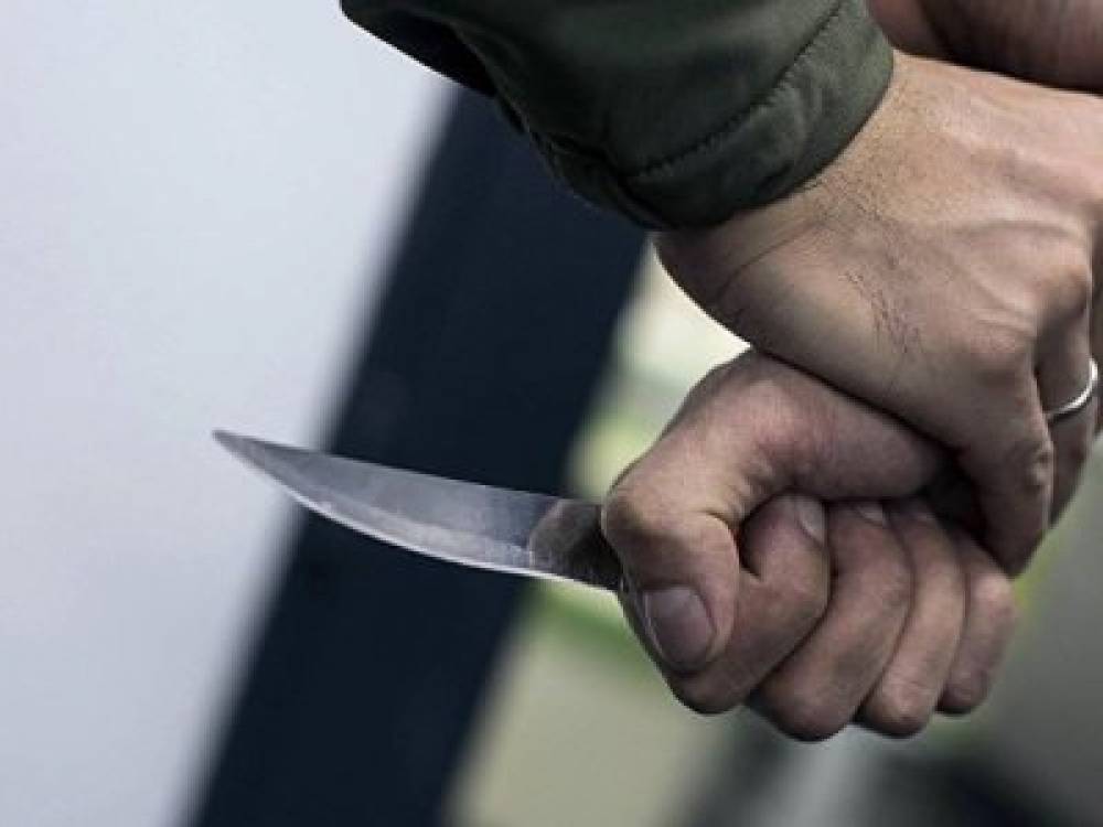 ՀՀ ժամանած 54-ամյա տղամարդը հրաժարվել է կորոնավիրուսի թեստ հանձնել, սպառնացել է ինքնասպան լինել