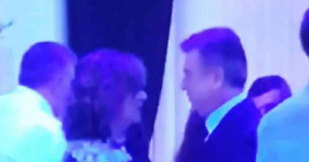 Կարեն Կարապետյանի սիրառատ տանգոն կնոջ հետ (տեսանյութ)