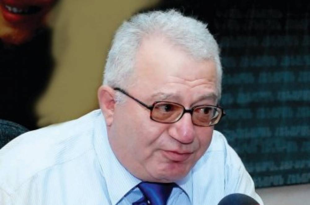 Մեր կառավարությանը տրանսգենդերներն են հետաքրքիր, ոչ թե գյուղատնտեսությունը. Հրաչ Բերբերյան