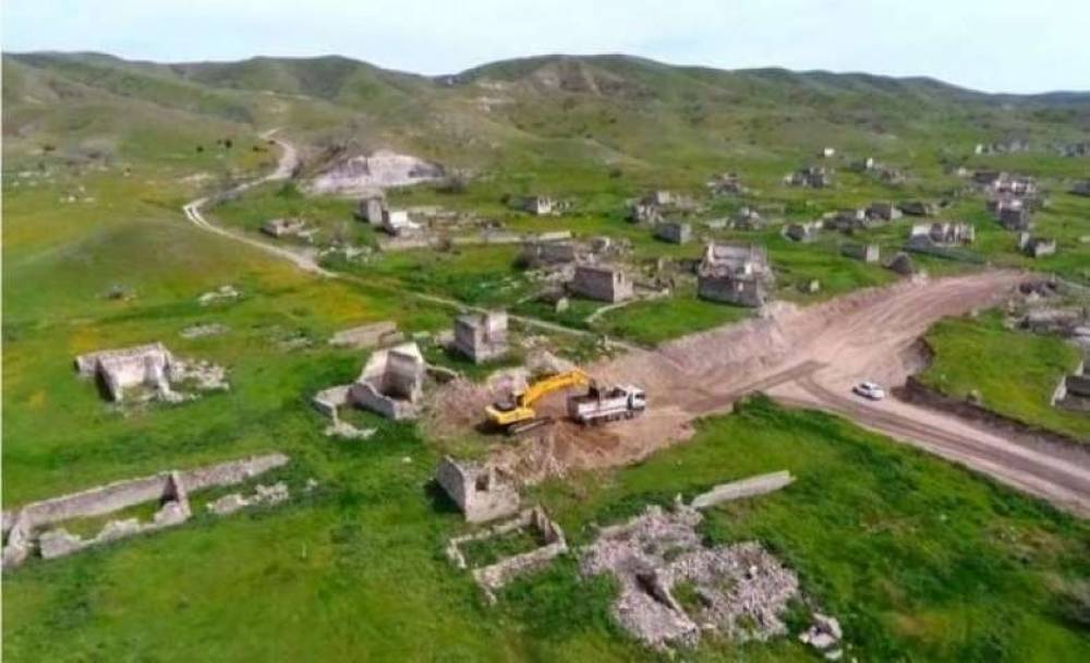 Ադրբեջանցիներն Արցախում մզկիթ են քանդել՝ ճանապարհ կառուցելու համար