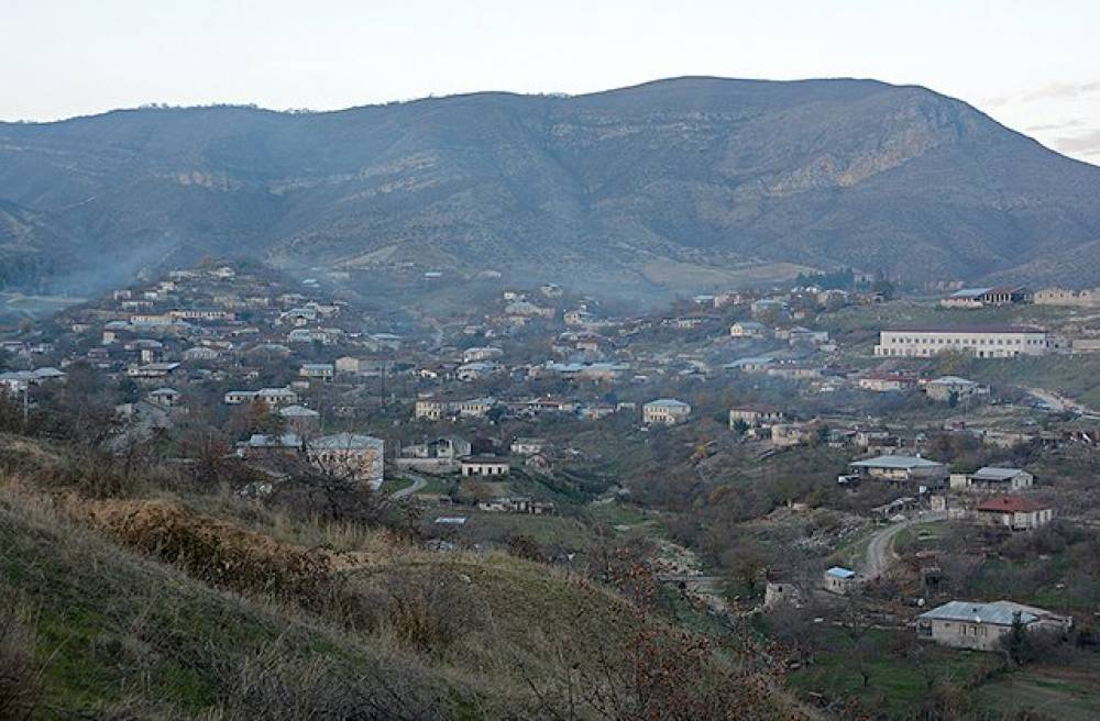 «2-6 ամիսը մեկ թշնամին առաջ է գալիս, չի թողնում աշխատանքներ անենք․ Եկել-հասել են մեր գյուղի վերևը, շատ բաներ կան, չեմ էլ ուզում շատ բաներից խոսել». Խնապատի բնակիչ