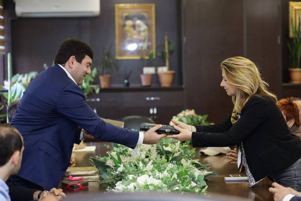 Դավիթ Համբարձումյանը հյուրընկալել է Ֆրանսիայի խորհրդարանի Ֆրանսիա-Հայաստան բարեկամական խմբի ղեկավար Ան-Լորանս Պետելին