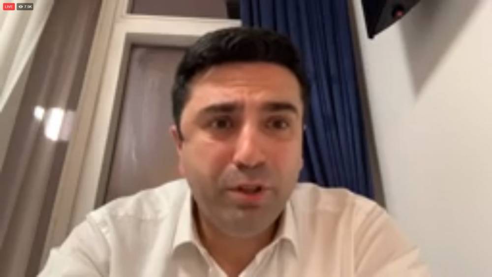 «Եթե ես դեսպան լինեի որևէ երկրում, այսօրվա դեպքից հետո անպատիվ կհամարեի խորհդարանի նման ղեկավարի հետ ցանկացած շփում»․ Արտակ Զաքարյան