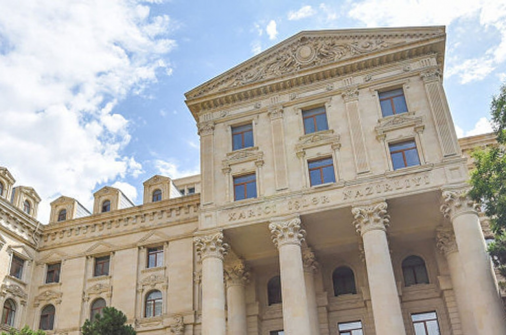 Ադրբեջանի ԱԳՆ-ն մեկնաբանել է Լաչին-Ստեփանակերտ ճանապարհին անցակետ տեղակայելու վերաբերյալ տեղեկությունը