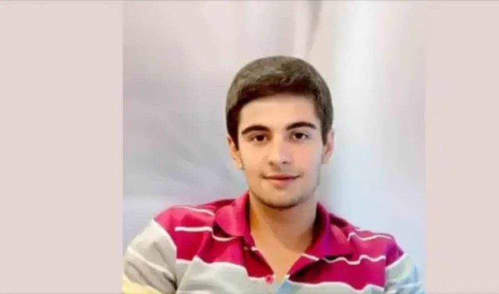 9 տարի առաջ, այս օրը, վերջին անգամ լսեցի քո ձայնը․ Ադամ Սահակյանի մայրը գրառում է կատարել