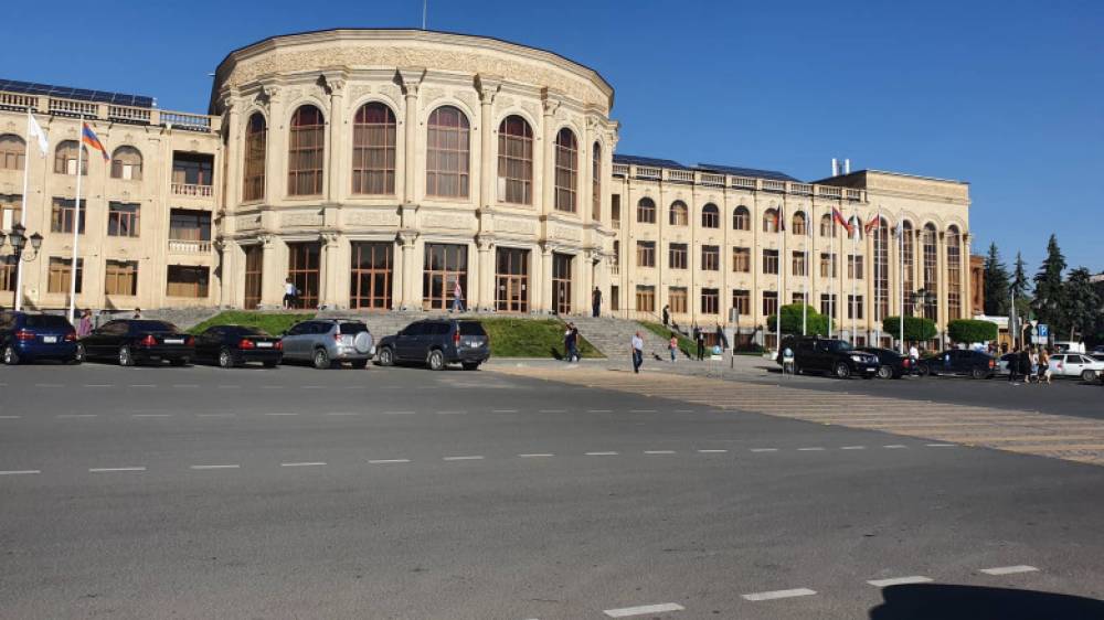 Չեն հանձնվում. ի՞նչ տարբերակներ է աշխատեցնելու ՔՊ-ն Գյումրիում. «Փաստ»