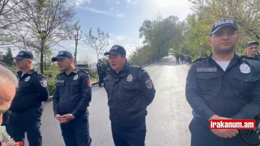 «Զզվացրեցիք». «Նիկոլն ով ա, որ չեք թողում». վեճ Ծիծեռնակաբերդում