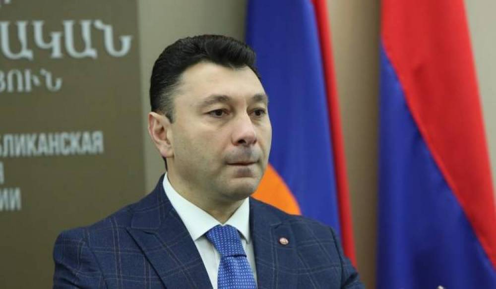 Ապրիլի 24-ին հրաժարական տվեց, քանի որ այդ օրը սրանք կարող էին բախումներ հրահրել․ «Հրապարակ»