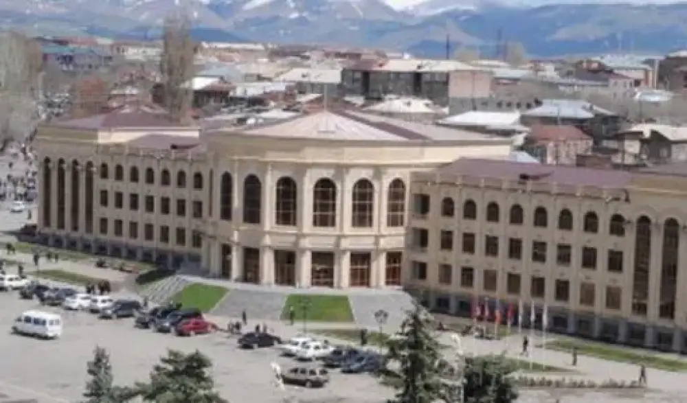 ՔՊ-ականները գլուխ են գովում՝ Գյումրու ավագանու առաջին նիստը հարամելու թույն ծրագիր ունեն․ «Իրավունք»