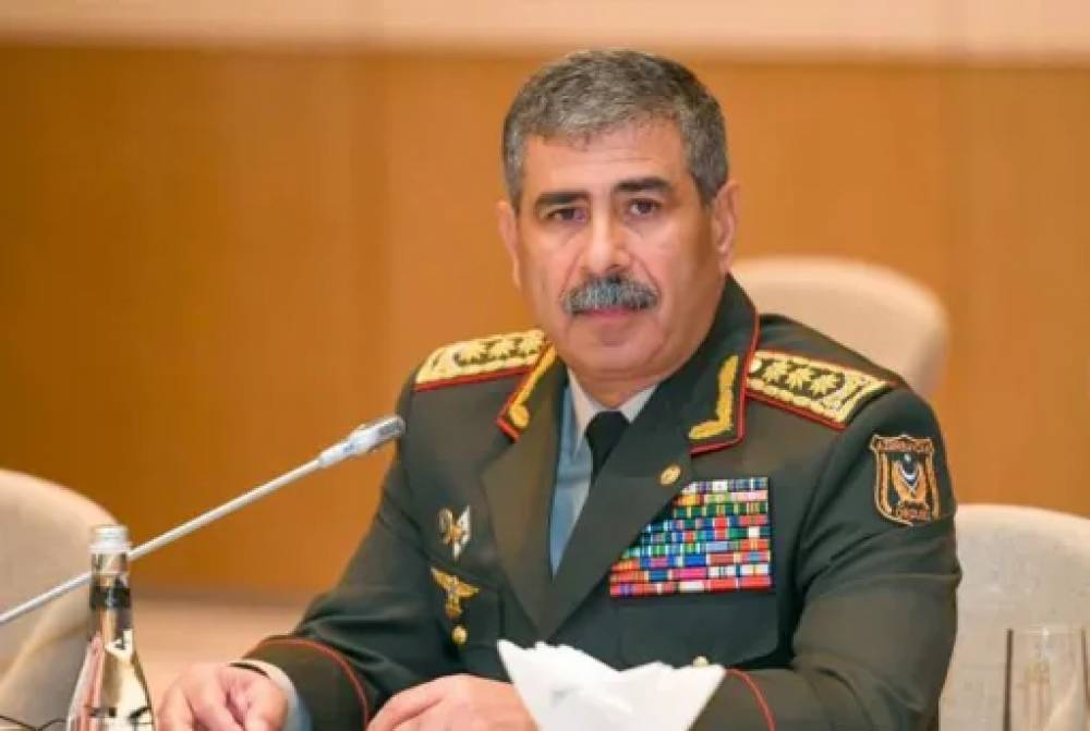 Ադրբեջանի պաշտպանության նախարարը Հայաստանի «սադրանքներին» նվիրված խորհրդակցություն է անցկացրել