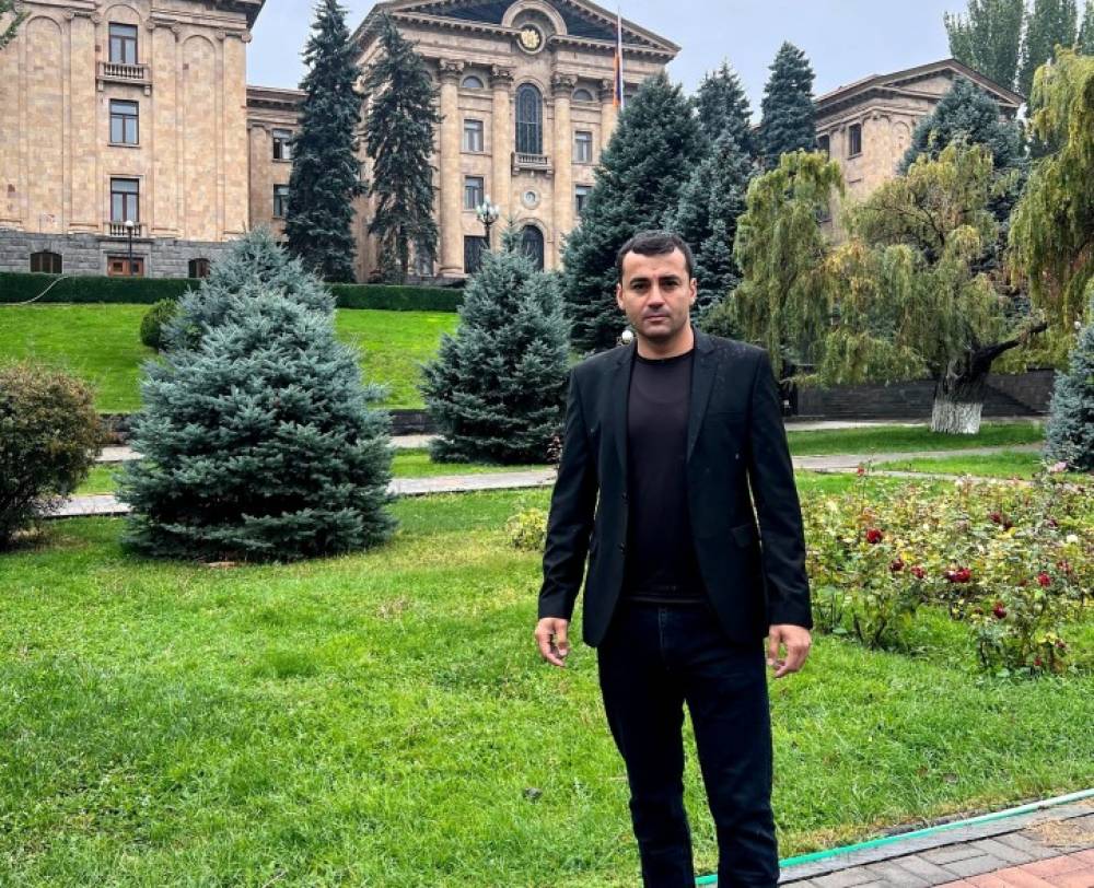 Նոր Նորք վարչական շրջանի ղեկավարը զանգահարել և սպառնացել է ինձ. Արթուր Չախոյան