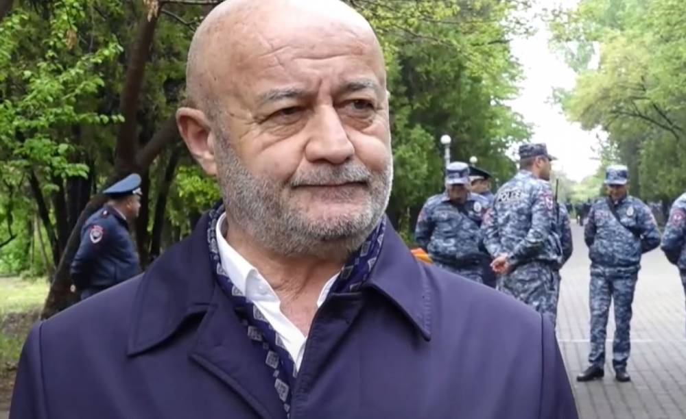 Իրական իշխանությունը ես ու պարոն Ասլանյանն ենք, մնացած մեր նախկին գործընկերները շեղվել են. Հովիկ Աղազարյան