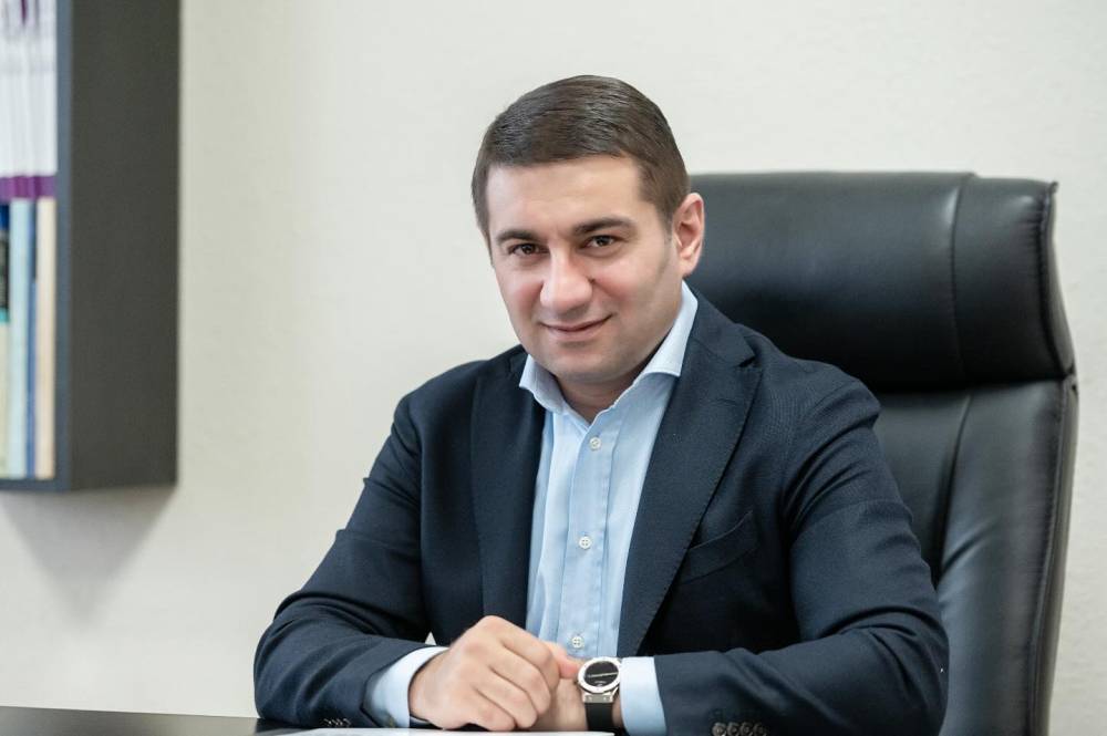 Սիրելի կանայք, թող ապրիլի 7-ը լինի հարգանքի, շնորհակալության և գնահատանքի ևս մեկ գեղեցիկ առիթ․ Նաիրի Սարգսյան