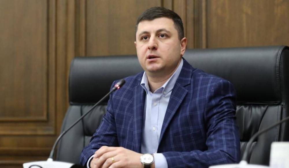 Վարդանյանն ինչպես վերջին 1.5 տարում, այնպես էլ հիմա, շարունակում է անթույլատրելի լռություն պահպանել