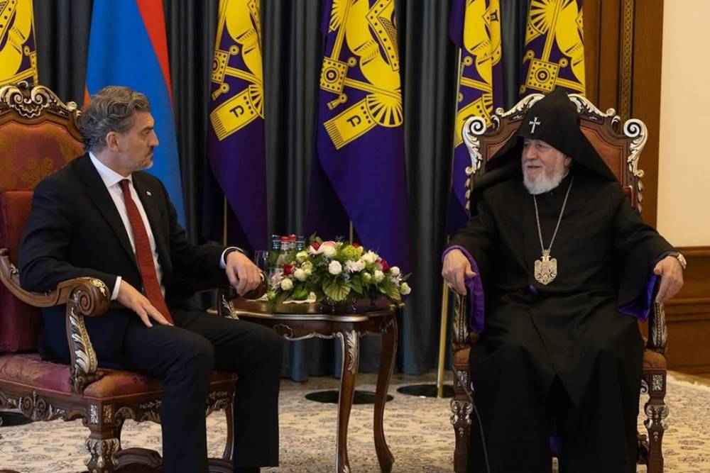 «Պատմության ընթացքում հայ և վրաց ժողովուրդները, ապավինած իրենց քրիստոնեական հավատքին, հաղթահարել են բազմաթիվ դժվարություններ»․ Ամենայն Հայոց Կաթողիկոսը հյուրընկալել է Վրաստանի նախագահին
