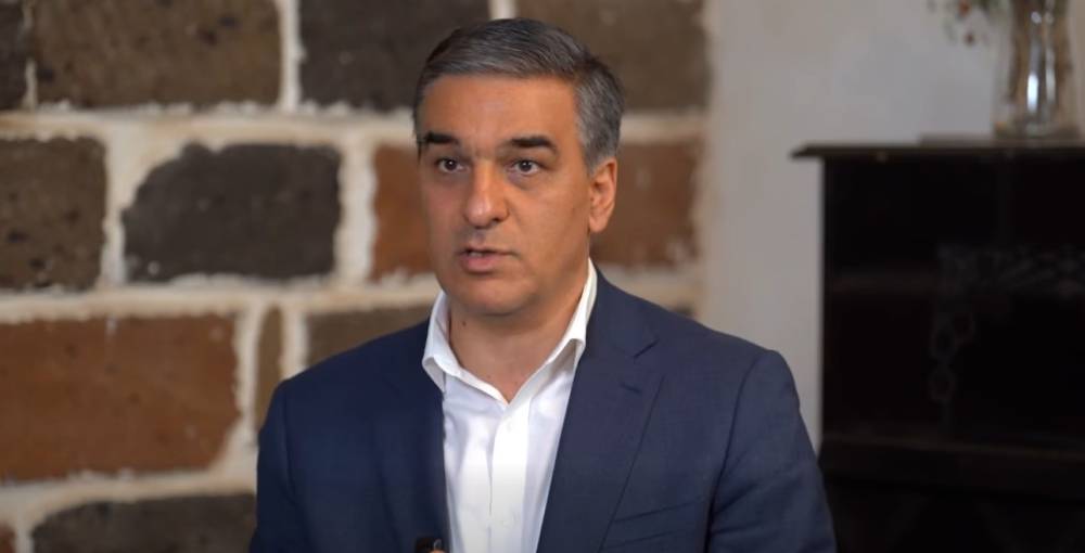 Պետք է աշխատել այնքան, որքան կարող ես, իսկ դրանից հետո՝ այնքան, որքան պետք է. Արման Թաթոյանի խորհուրդը երիտասարդներին