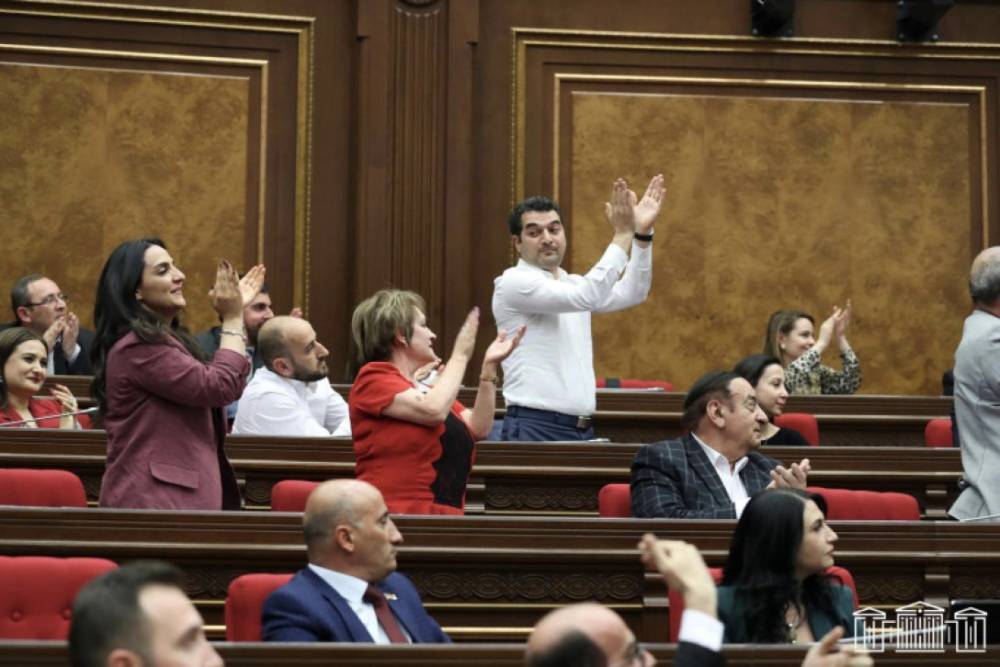 ՔՊ-ականներն առաջարկում են արգելել դաշինքների վրա անձնանունների կիրառումը