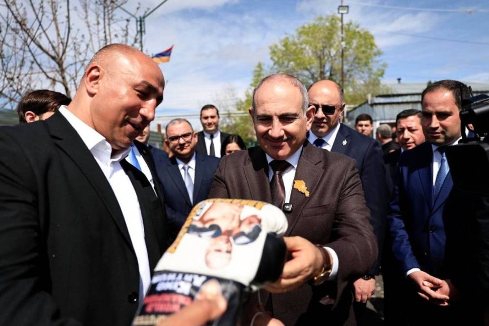 Փաշինյանը ներկա է գտնվել Արթուր Աբրահամի անվան մարզահամալիրի հիմնարկեքին