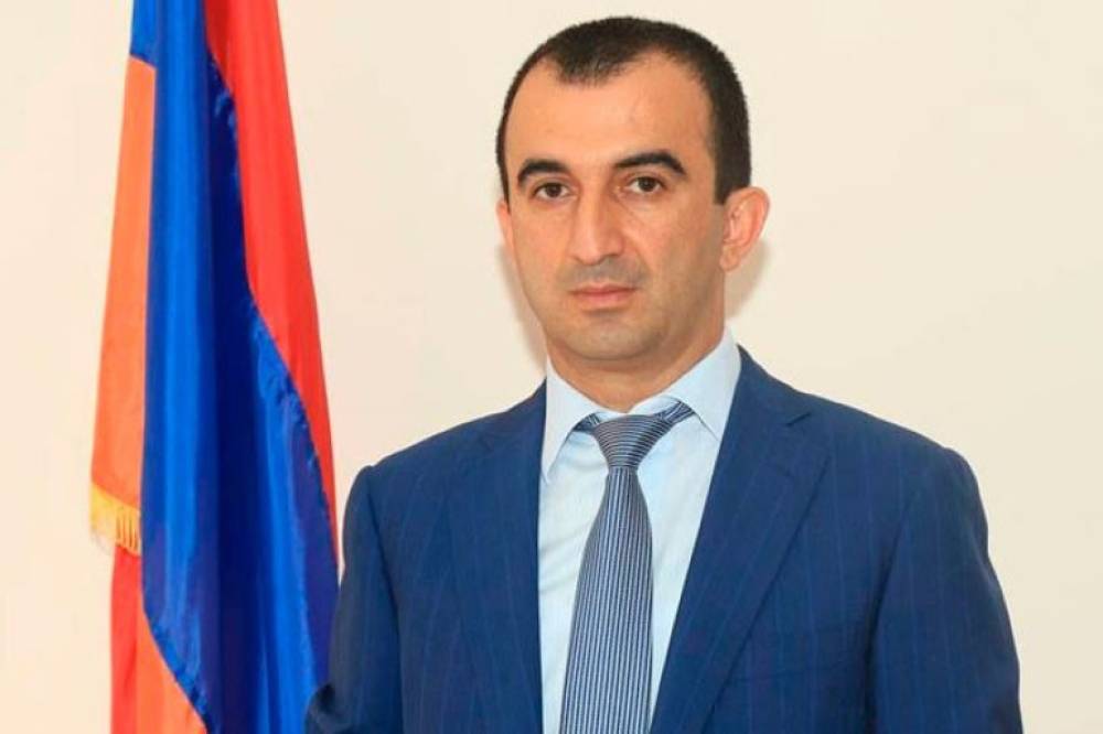 Դատախազությունը պահանջում է ԱԺ նախկին պատգամավոր, Մեղրիի նախկին ղեկավար Մխիթար Զաքարյանից հօգուտ պետության բռնագանձել 12 անշարժ գույք, շուրջ 960 միլիոն դրամ