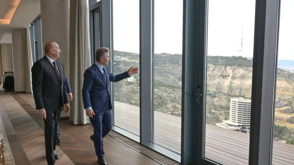 Վստահ ենք չէ՞ , որ Սամվել Կարապետյանի հետ սիրով կհանդիպի և կքննարկի, թե ինչպես են ծաղկեցնելու Հայաստանն ու Վրաստանը. Կարապետյան