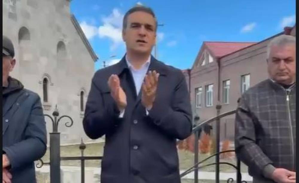 Քաղաքական համեմատություն մաշված կոշիկների մասին. Լիճքում Արման Թաթոյանը խոսել է մեր երկրի ապագայի մասին