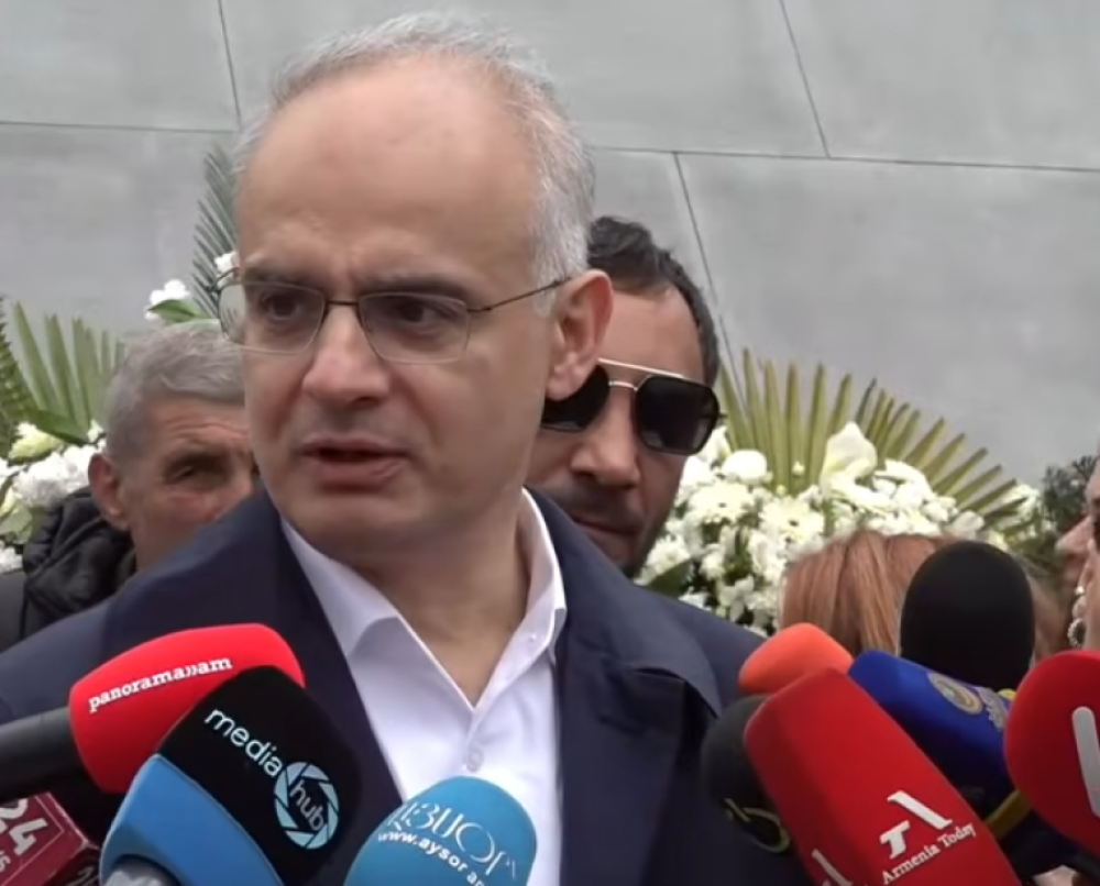 Դրոշ վառելը ավելի շատ պարտության, նվաստացման և թուլության հետևանք է, ես կգերադասեի, որ վառեն հայկական դրոշը. Լևոն Զուրաբյան