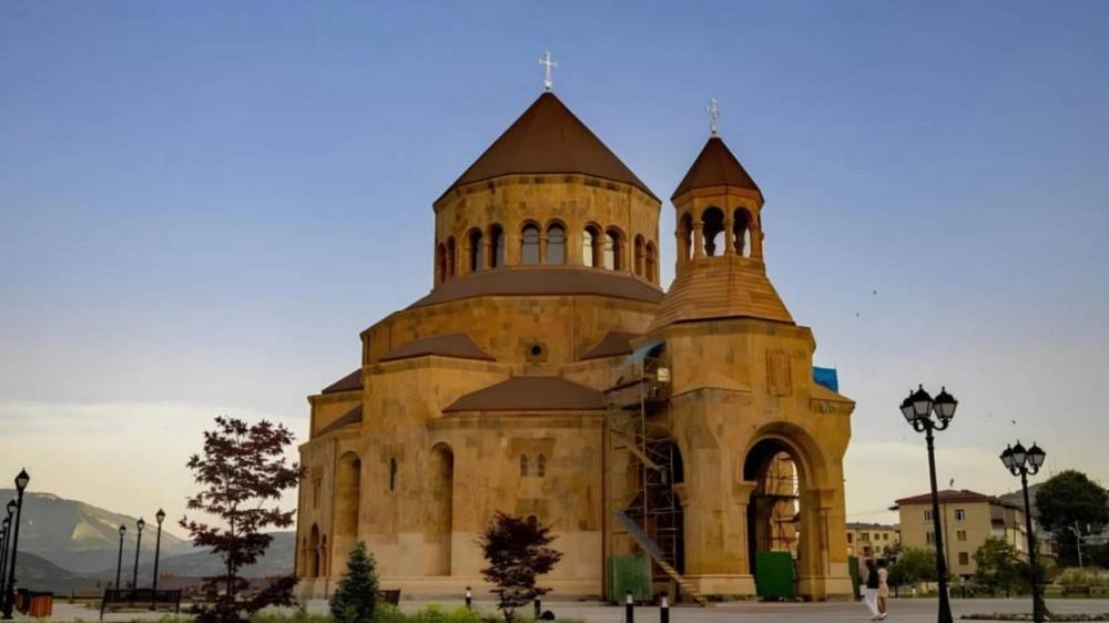 Ադրբեջանական օկուպացիոն վարչակազմը ոչնչացրել է Ստեփանակերտի Սուրբ Աստվածամոր Հովանու եկեղեցին