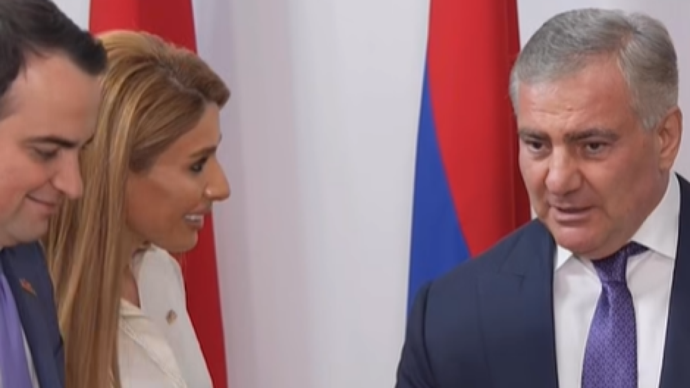 Սամվել Կարապետյանը հանդիպել է իր թիմակիցների հետ