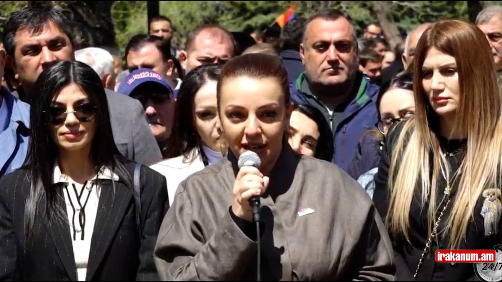 Ուզում եք բոլորիս էլ կալանավորեք, միևնույնն է ժողովուրդը Սամվել Կարապետյանի կողքին է. Ղումաշյան