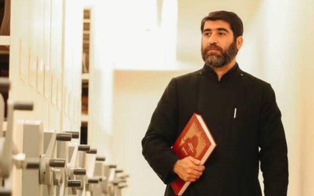 Որոշ մարդկանց խորհուրդ կտանք խոսել ոչ թե Մայր Աթոռի այս կամ այն այգու խնամքը ստանձնելու, այլ՝ հայրենիքը արհավիրքների առջև կանգնեցնելու մասին. Տեր Արարատ