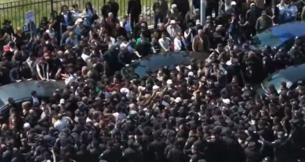 Սամվել Կարապետյանի աջակիցների ակցիայից 17 մարդ են ձերբակալել, այդ թվում նաև Վովա Վարդանովի որդուն