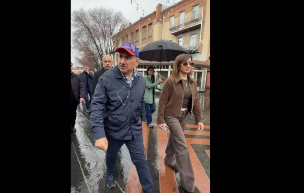 Աննա Հակոբյանը Նիկոլ Փաշինյանի հետ Գյումրիում է