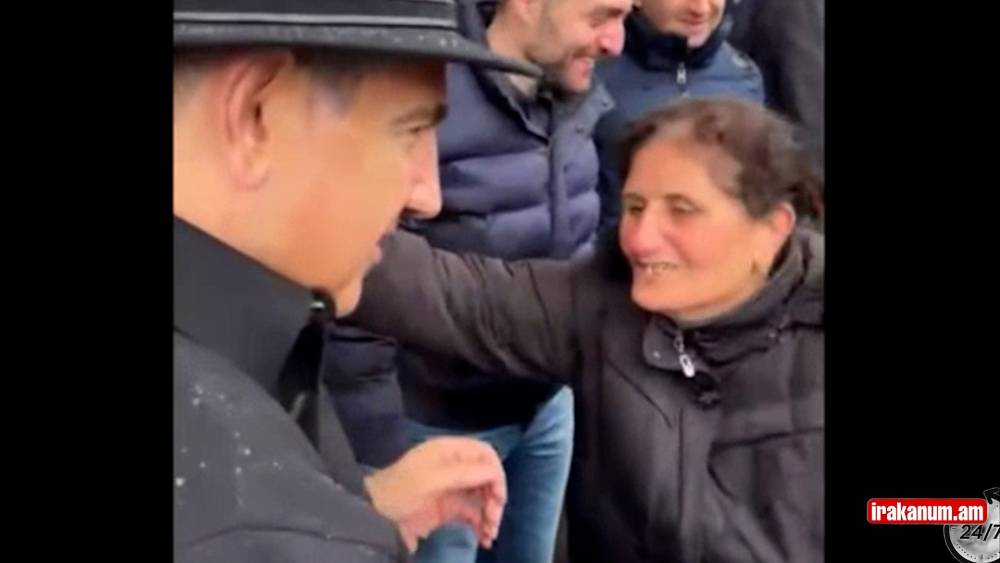 «Ինչխոր իմ բարեկամներն էղնիք․ մի հատմ նկարեք»․ ինչպես քաղաքացին փարվեց Փաշինյանին