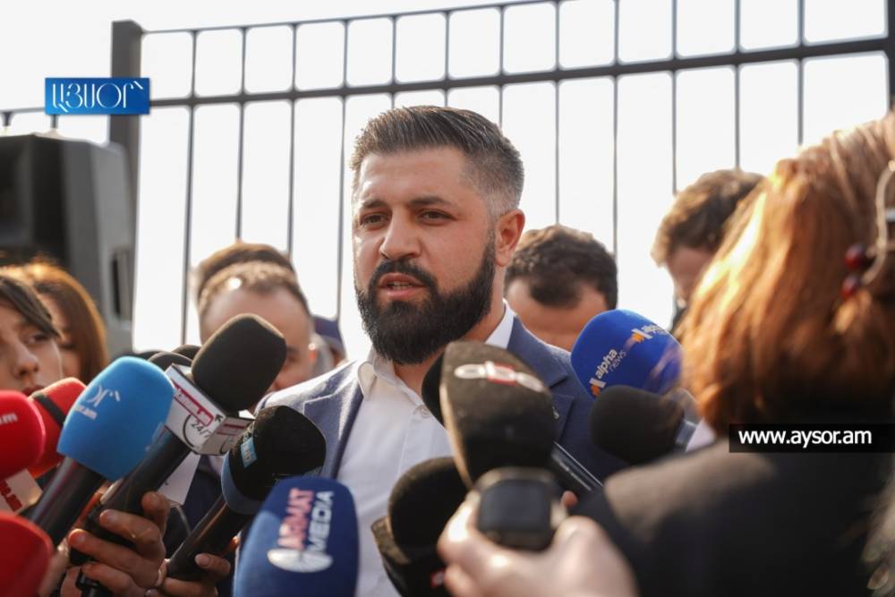 Ձայնագրության Ալիկը ես չեմ. Ալիկ Ալեքսանյան