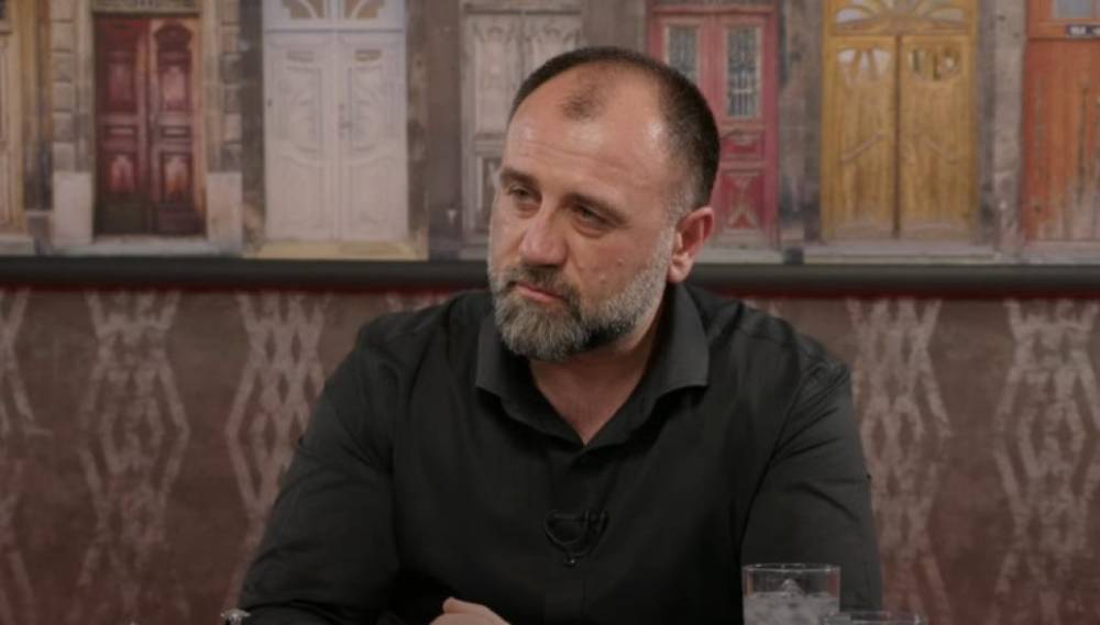 Այսօր քաղաքացի Փաշինյանի մեծ ստի օրն է. այն սկսվեց խորովածով և շարունակվեց քելեխի սեղաններով. Ռուբեն Մխիթարյան