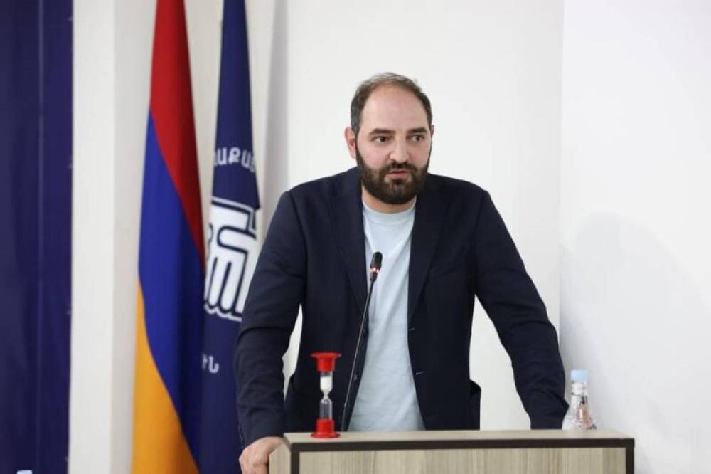 Ավագանուց մինչև տեսչության ղեկավարի տեղակալ․ ՔՊ-ական վերահսկողը. «Ժողովուրդ»