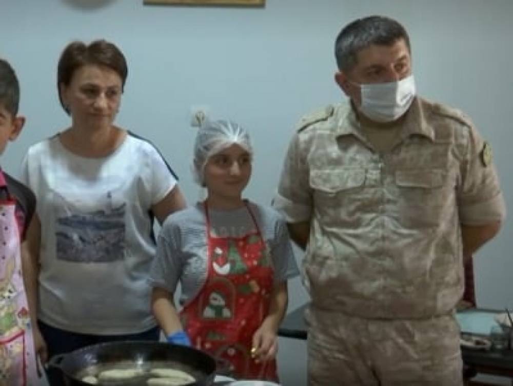 Ռուս խաղաղապահները Ղարաբաղում հումանիտար ակցիա են անցկացրել գիշերօթիկ դպրոցի երեխաների համար