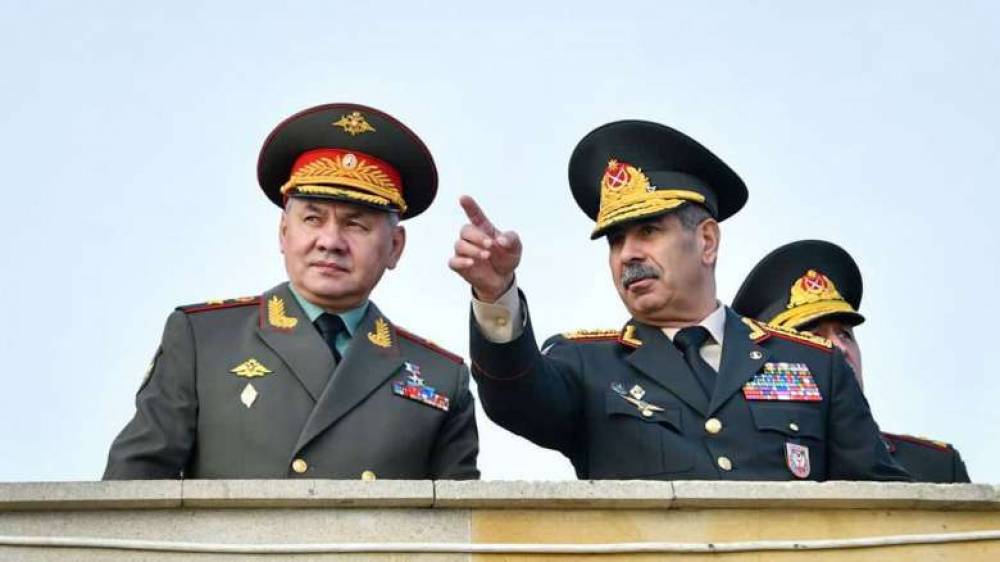 Շոյգուն զանգահարել է Զաքիր Հասանովին