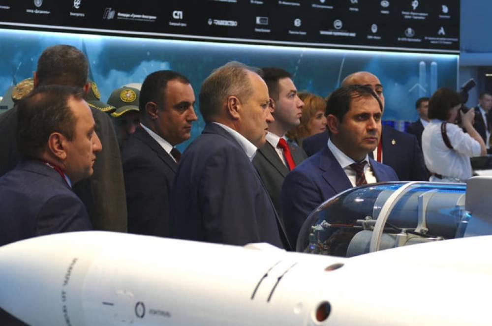 Մեկնարկել է Սուրեն Պապիկյանի այցը Ռուսաստանի Դաշնություն