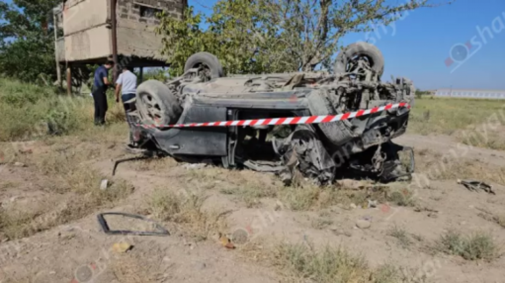 Արմավիրում 22-ամյա վարորդը Mercedes-ով գլխիվայր հայտնվել է դաշտում․ վերջինս տեղում մահացել է