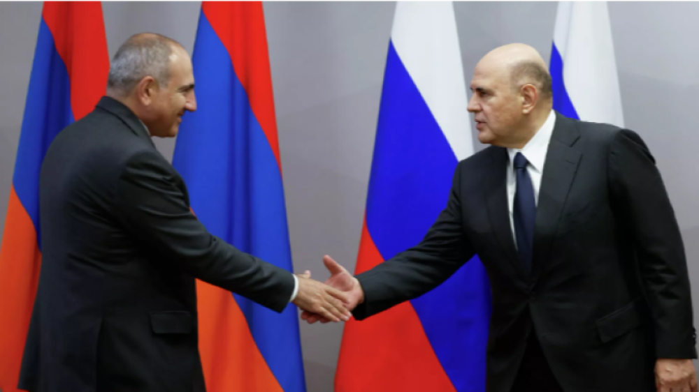 Փաշինյանը Ղրղզստանում կարճ զրուցել է ունեցել Միշուստինի հետ