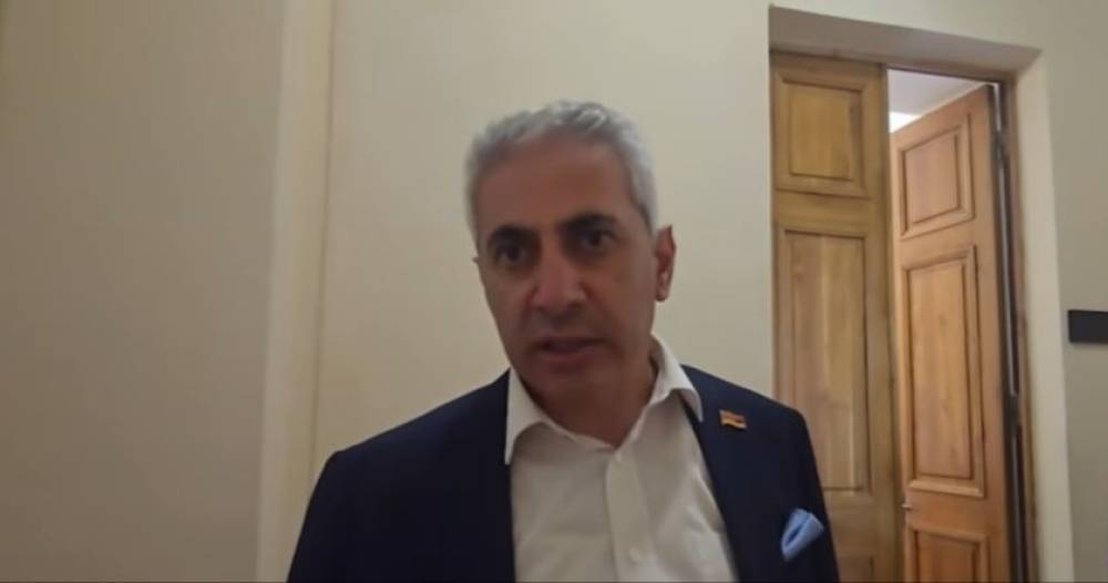 Ո՞վ ա ասում, որ պետք է ներողություն խնդրեմ, մանդատը վայր չեմ դնի. Էդգար Ղազարյան