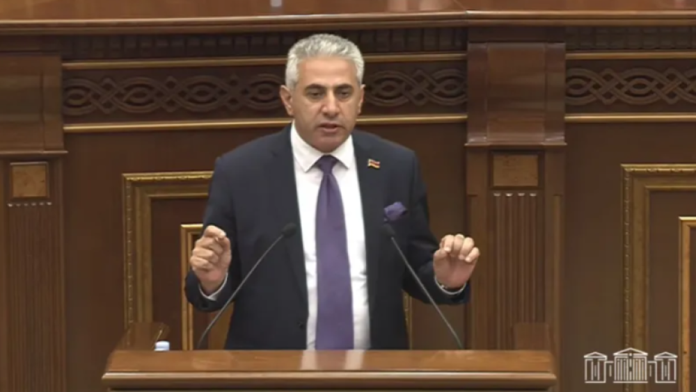 Ես իշխանության պատգամավորների պահանջները չեմ կատարում. Ղազարյանը՝ ներողություն խնդրելու մասին