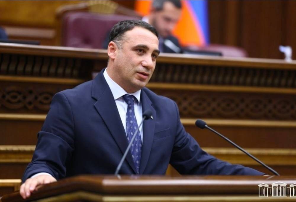 Առաջարկություն ենք արել, որպեսզի վերաբացվեն գյուղատնտեսության և սփյուռքի նախարարությունները. Մնացականյան
