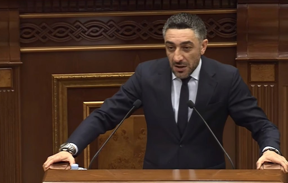 Կրակը չենք ընկել, որ մեր դիպլոմը կարմիր չէ, չի նշանակում՝ գիտելիք չունենք. Վիլեն Գաբրիելյան