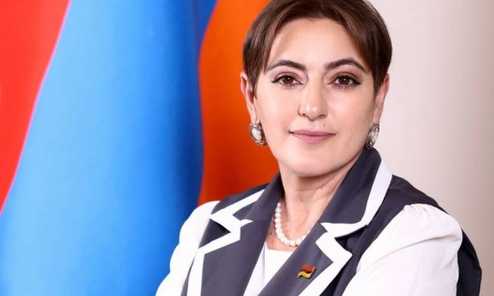 Տնօրենը գնաց, ամուսինը՝ մնաց․ «Հրապարակ»