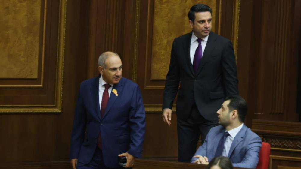 Ալեն Սիմոնյանը պաշտոն է խնդրել Փաշինյանից. «Ժողովուրդ»