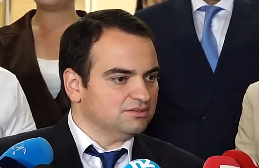 Կարապետյանը՝ ՔՊ-ականին «հորթ» անվանելու, Վարդեւանյանի թեկնածության մասին