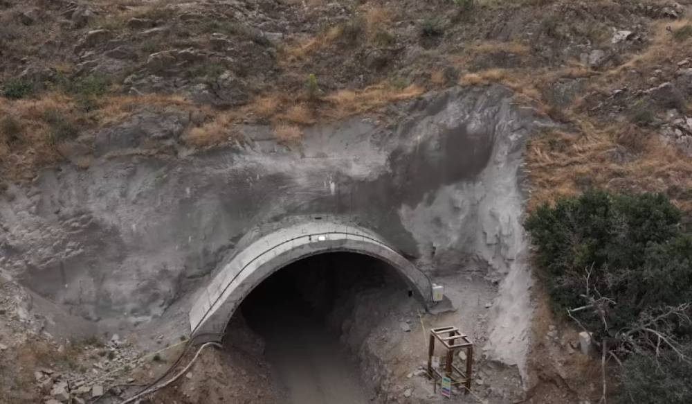 Մեղրին շրջանցող թունելի շինարարությունը շարունակվում է (տեսանյութ)