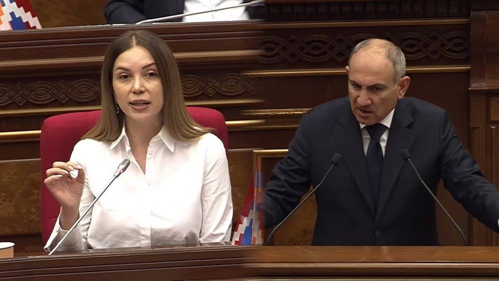 Ահա երեք պատճառ, որ դուք ատում եք Ռոբերտ Քոչարյանին. Աննա Գրիգորյանը՝ Նիկոլ Փաշինյանին